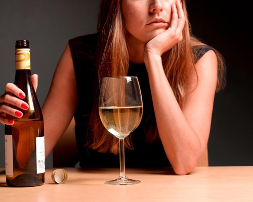 Анонимное лечение женского алкоголизма в Кизеле
